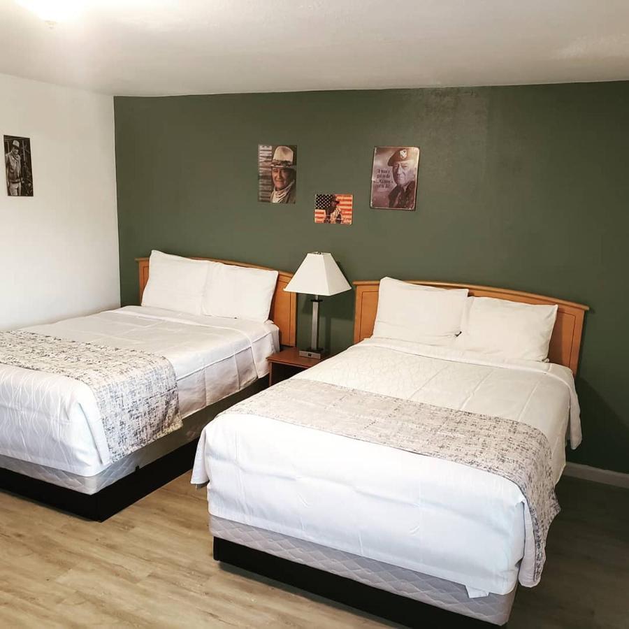 سيليغمان Deluxe Inn المظهر الخارجي الصورة