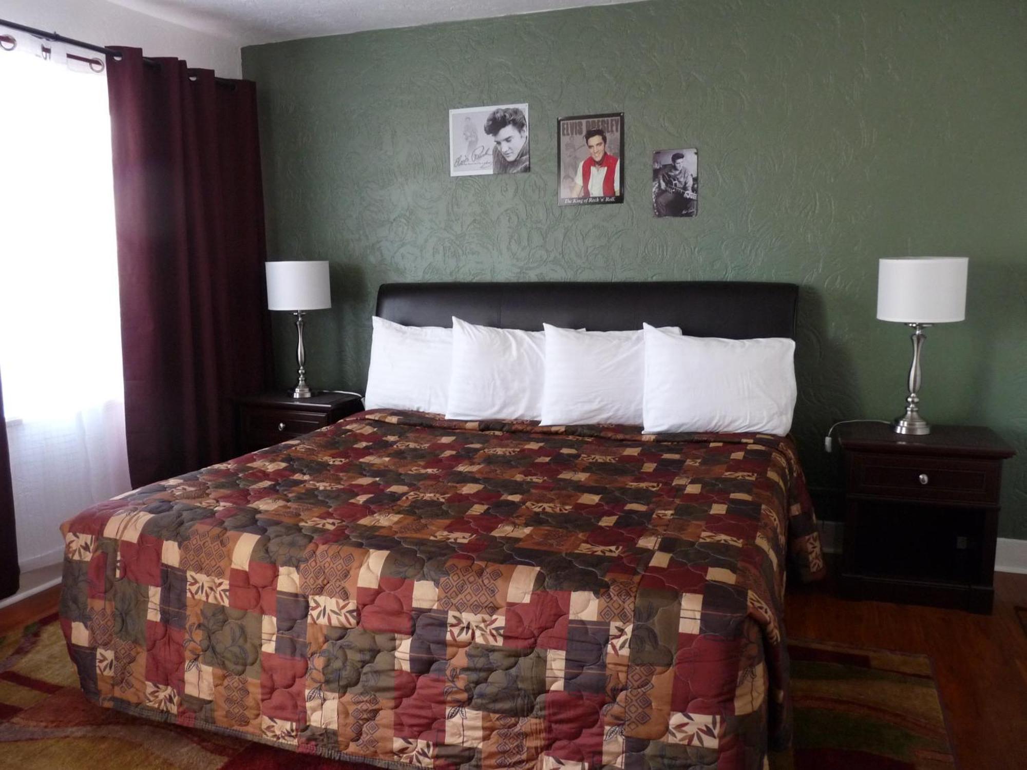 سيليغمان Deluxe Inn الغرفة الصورة