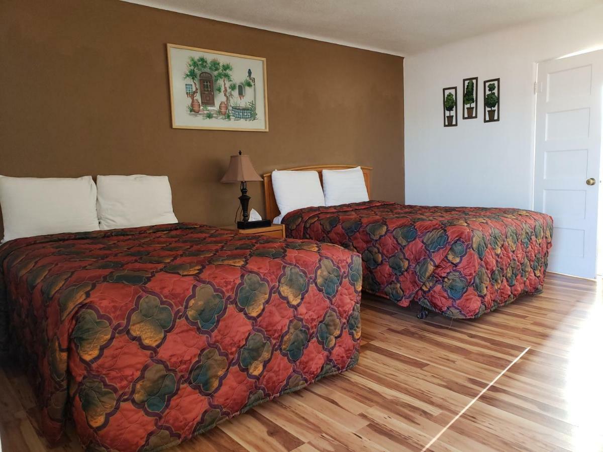 سيليغمان Deluxe Inn المظهر الخارجي الصورة
